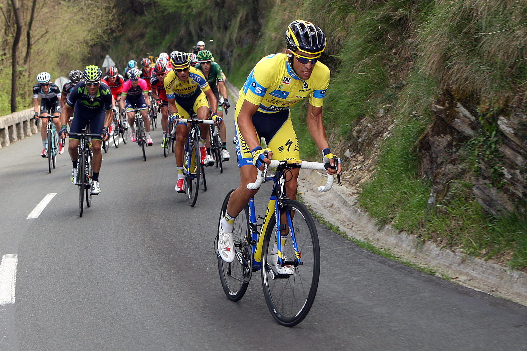 Contador Aru y Quintana favoritos en la vuelta al País Vasco 2016