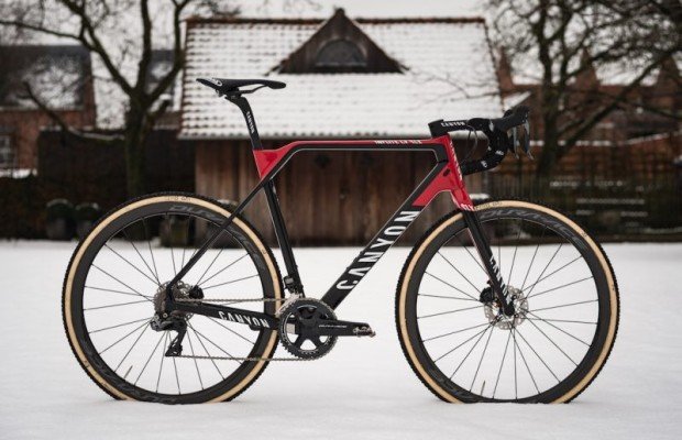 Mathieu Van der Poel nos enseña al detalle su nueva Canyon Inflite