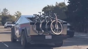 Specialized publica una foto del Tesla Cybertruck y se lía