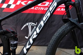 Así es el prototipo de la Kross Earth de doble suspensión de Jolanda Neff