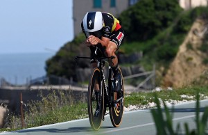 ¿Cuántos dedos ves? Algo tan sencillo podría acabar con los graves accidentes de las cronos