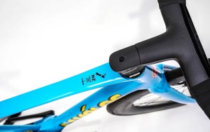 The new Holocene Aero Vélos is made 100% from recycled carbon fiber