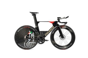 For sale, for more than 30,000 €, the Pogacar time trial bicycle