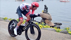 For sale, for more than 30,000 €, the Pogacar time trial bicycle