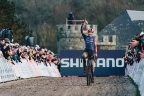 Iserbyt and Brand take victory at the Flamanville CX World Cup