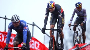 Is the era of multidisciplinary cycling stars over?