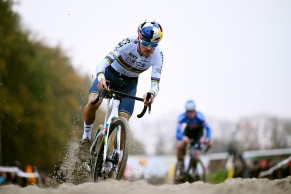 The CX season takes another level this week with the first Pidcock VS Van der Poel