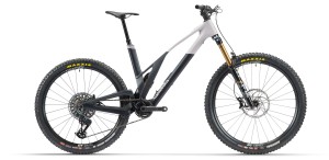 Unno IKKI, the first lightweight electric model from the brand arrives: information, models and prices