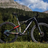 La S-Works Epic "tatuada" de Simon Andreassen
