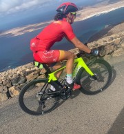 Sara Pérez rechaza patrocinios y prefiere comprar su propia bici