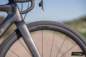 We test the S-Works Roubaix SL8: more comfortable and faster than ever