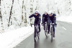 Avez-vous pensé à faire le Rapha Festive 500 2023? ici nous vous laissons toutes les informations