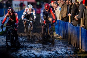 Ciclocross de alto voltaje para hoy: dónde ver el primer encuentro entre los "3 magníficos"