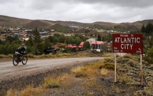 The Divide completa y gratis: la película ciclista del año