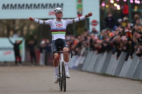 Nova oportunidade hoje de ver Van der Poel, Pidcock e Van Aert: Copa do Mundo CX de Gavere