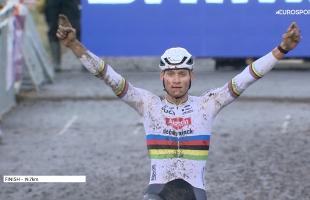Van der Poel wins with absolute dominance the 2023 CX Gavere World Cup