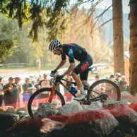 Jofre Cullel extends his contract with the BH Coloma Team