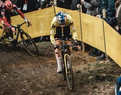 Van Aert luta até o final para ganar o Superprestígio de Heusden-Zolder