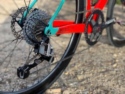 Carlos Coloma ya rueda con el nuevo Rotor 1x13 hidráulico