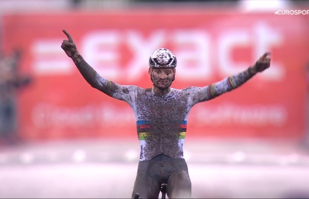 Van der Poel gana sin despeinarse y Felipe Orts sube al podio en el Exact Cross de Loenhout
