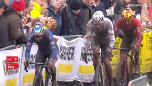 Van der Poel vence e Felipe Orts sobe ao pódio no Exact Cross de Loenhout