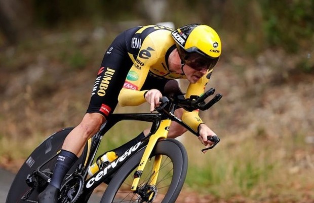 Campeão mundial Rohan Dennis preso pelo atropelamento fatal de sua esposa