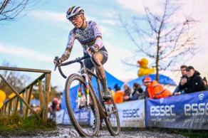 Mathieu van der Poel starts the year winning unopposed in Baal