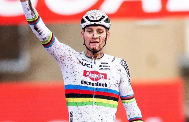 Mathieu van der Poel empieza el año volviendo a arrasar sin oposición en Baal