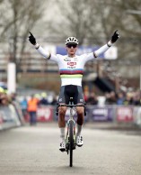 Van der Poel gana el campeonato de Países Bajos por sexta vez