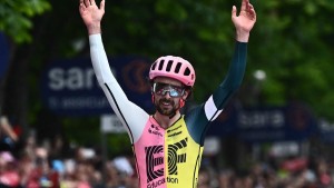 Qual é o melhor momento para atacar em uma corrida ou saída em grupo?