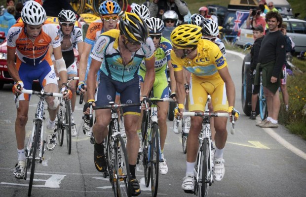 Contador sur sa rivalité avec Armstrong : "Si tu veux du respect, tu es le premier à devoir le donner"