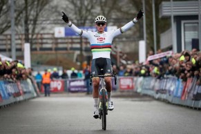 Confirmado el estreno de Van der Poel en la Paris Roubaix