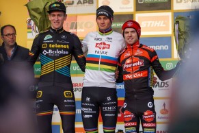 Van der Poel gana la Copa del Mundo Hoogerheide