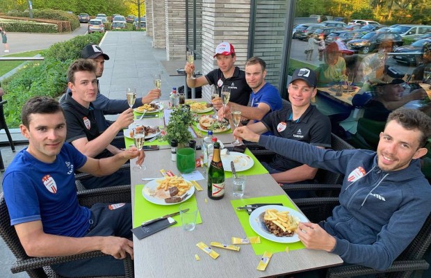 Comer carboidratos à noite é ruim, mito ou realidade?