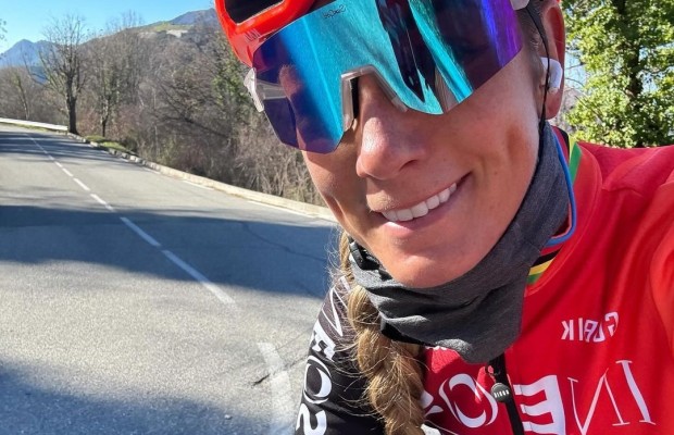 Pauline Ferrand-Prevot reaparece tras un periodo de desconexión