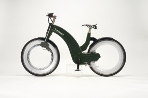 Topsecret, an incredible electric bike without spokes or hubs