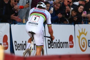 Dónde ver la Copa del Mundo CX de Hoogerheide: la última de la temporada y Van der Poel como máximo favorito