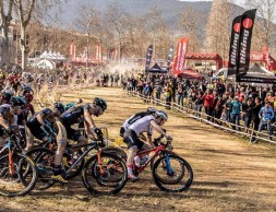 La élite de Copa del Mundo se estrena en Banyoles