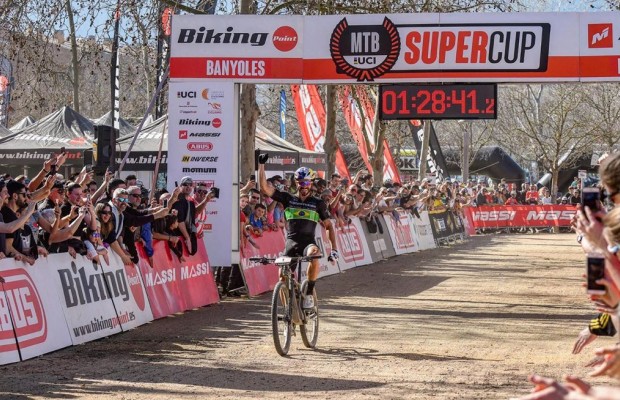 Un Henrique Avancini muy superior gana en Banyoles