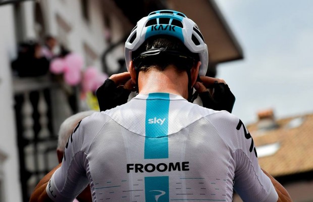 El Tour no quiere que Froome corra si no se resuelve su caso, y se ha puesto manos a la obra
