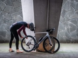 Minúscula, modular e poderosa, assim é a premiada minibomba BBB Doubleshot