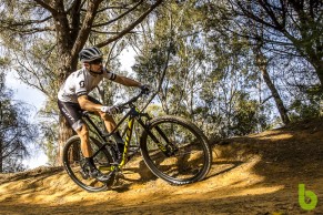 We tested the Scott Spark 900 Rc Team Issue AXS, a mountain bike unbeatable in its price range