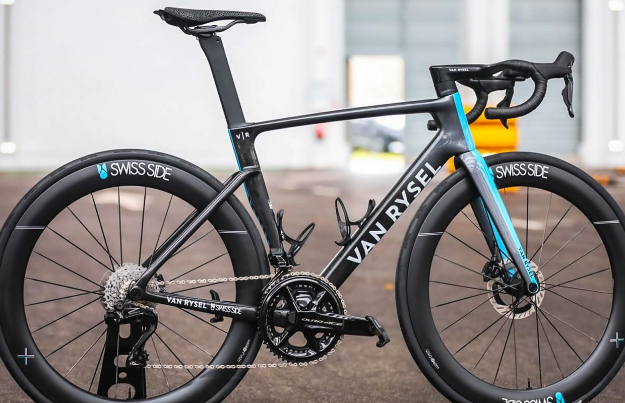 Van Riel Velo Van Rysel a acheté et testé 18 vélos World Tour pour développer son RCR Pro
