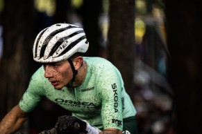 El Orbea Factory Racing te invita a formar parte del equipo en el documental "Green means go"