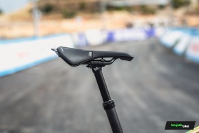 The Pinarello Dogma XC with which Pauline Ferrand-Prevot starts the 2024 season in detail