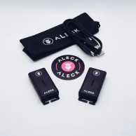 Aleck Punks: unos auriculares-walkies que se instalan en las correas del casco