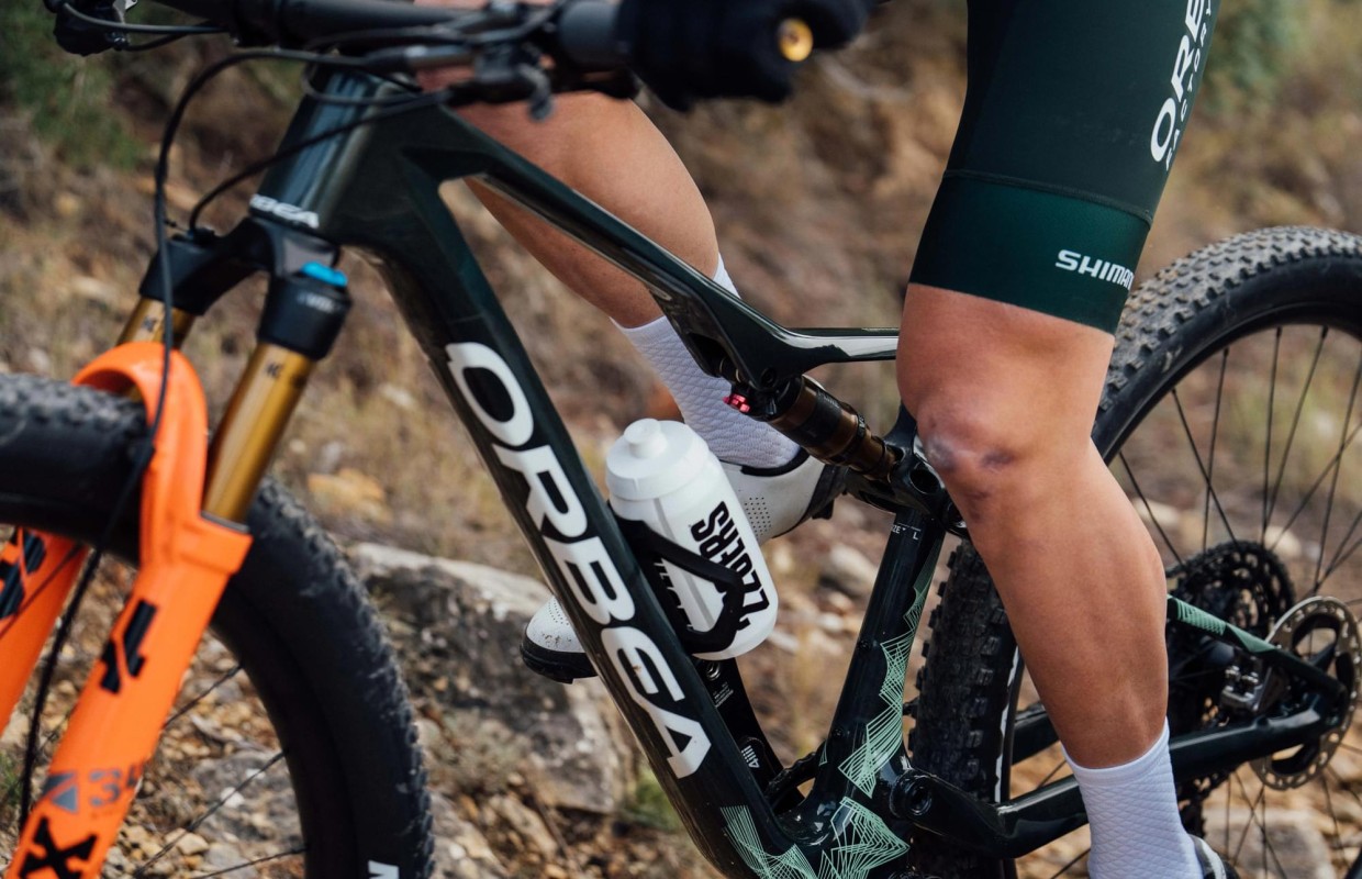 Veste imperméable homologué ultra Trail multi-poches manches | Kiwami