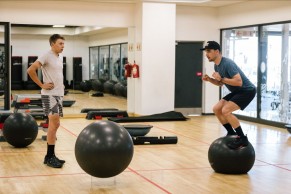 Nino Schurter explica su rutina de ejercicios en gimnasio ¿te atreves?