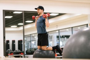 Nino Schurter explica su rutina de ejercicios en gimnasio ¿te atreves?