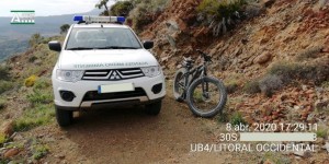 Fined for mountain biking and trying to justify it by saying he was walking the dog